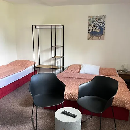 Rodinne Apartmany U Stastnych Cerny Dul Exterior photo