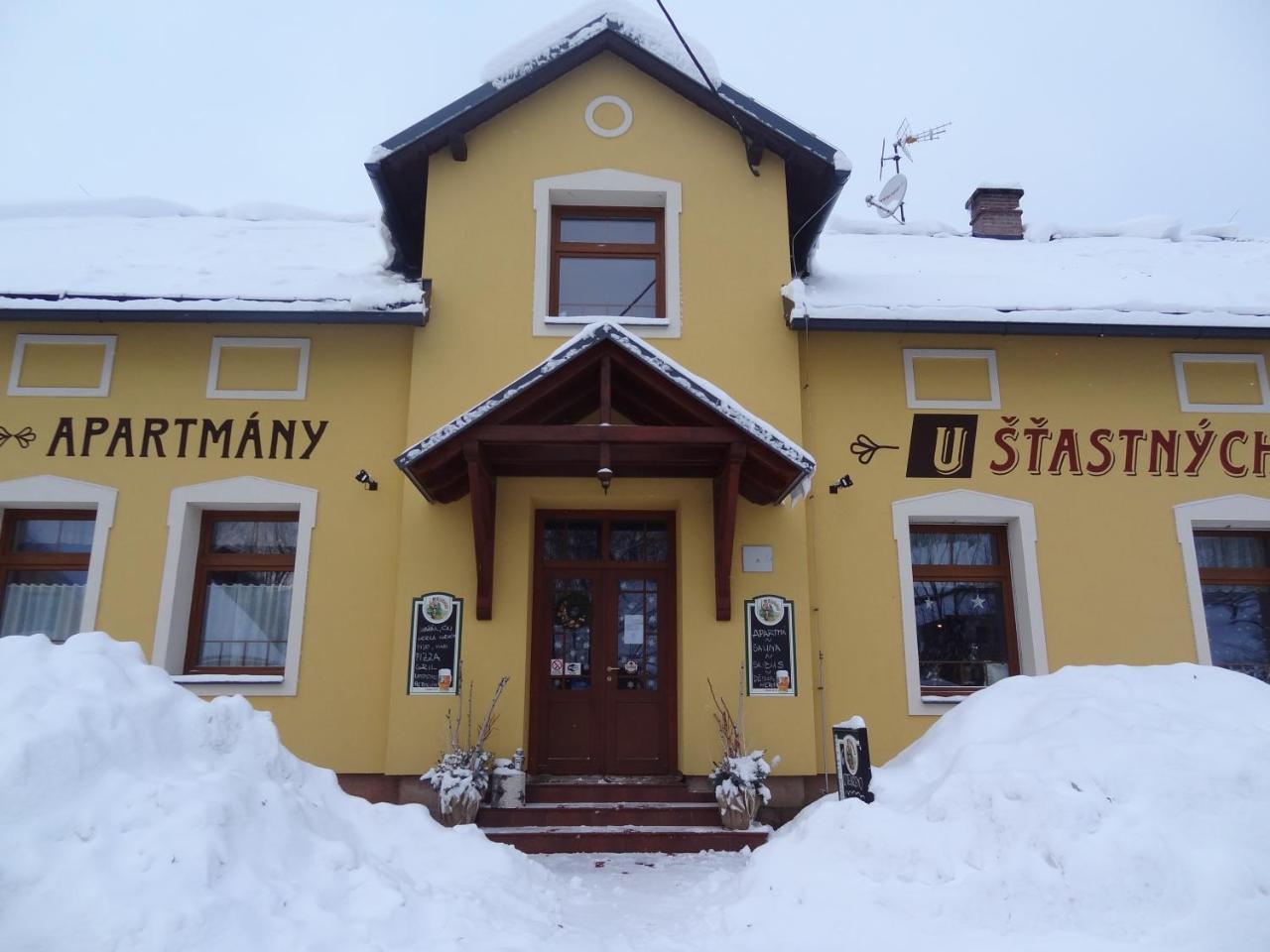 Rodinne U Stastnych * Cerny Dul